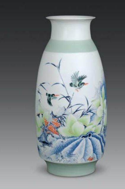 景德镇粉彩陶瓷花瓶