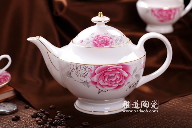 景德镇高档礼品陶瓷咖啡具套装欧式玖玫瑰