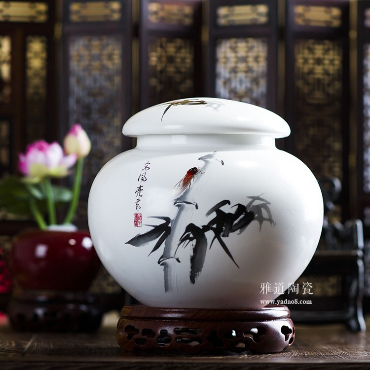 景德镇陶瓷工艺茶叶罐-正面