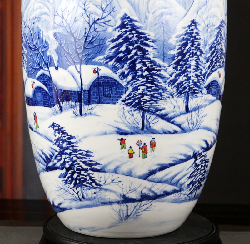 景德镇名家手绘雪景艺术品花瓶(图4)