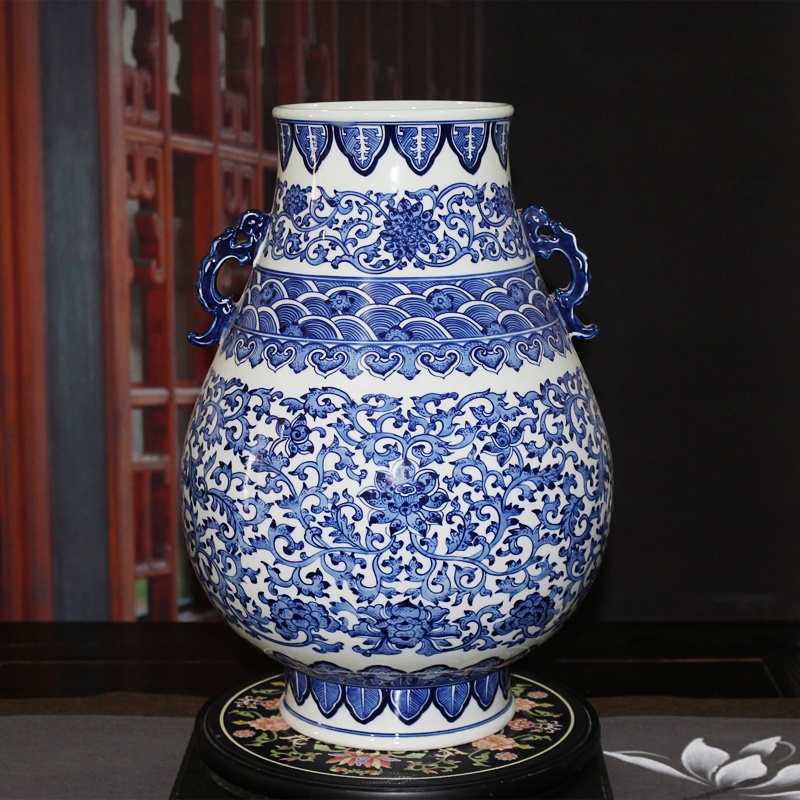 景德镇手绘青花中式仿古陶瓷花瓶(图1)