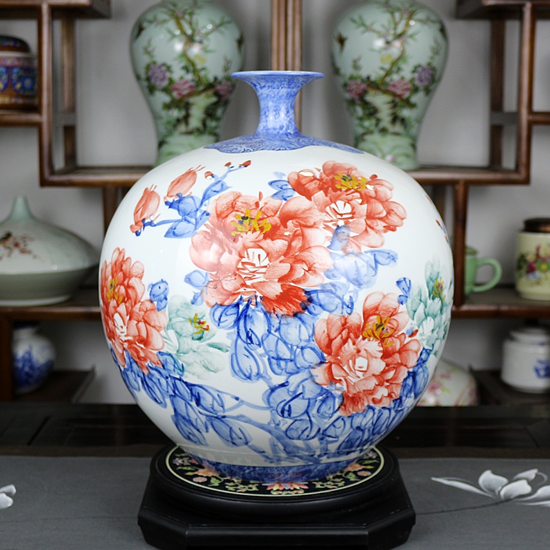 胡慧中手绘牡丹陶瓷花瓶（花开富贵）(图1)