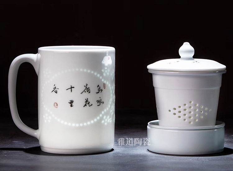 景德镇高档手绘玲珑家用陶瓷茶杯(图4)