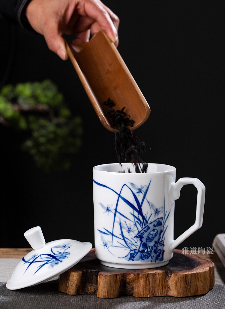 景德镇陶瓷手绘双层办公茶杯(图5)