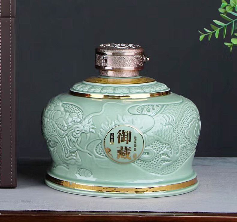 5斤装雕刻龙纹陶瓷酒坛子礼盒(图2)