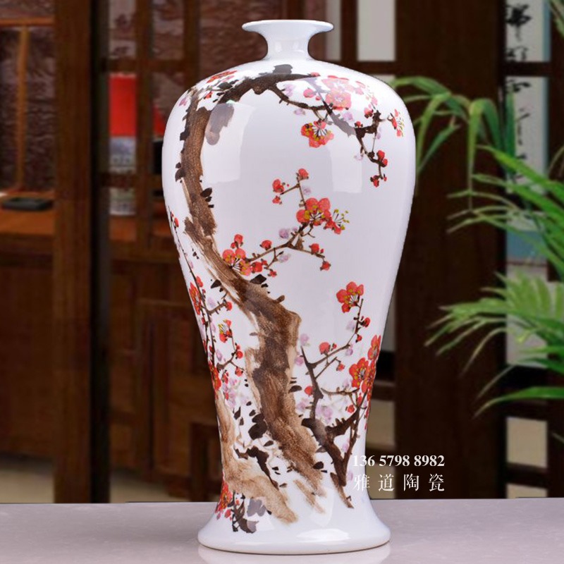 黄小玲手绘陶瓷花瓶摆件梅开五福