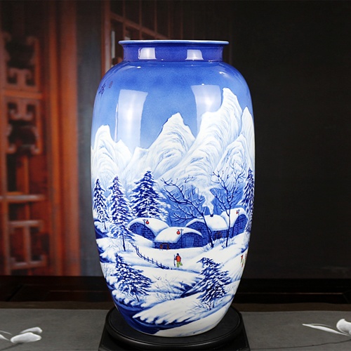 景德镇名家手绘雪景艺术品花瓶